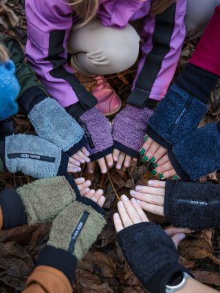 Letošní podzim? Možná trochu pochmurný 🍂 A přiznám se – i pro mě trochu zklamání. Když šiju NANAčky, myslím na všechny ty...